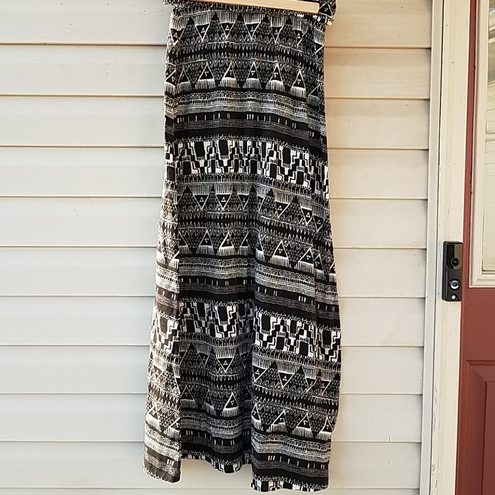 Mossimo maxi skirt